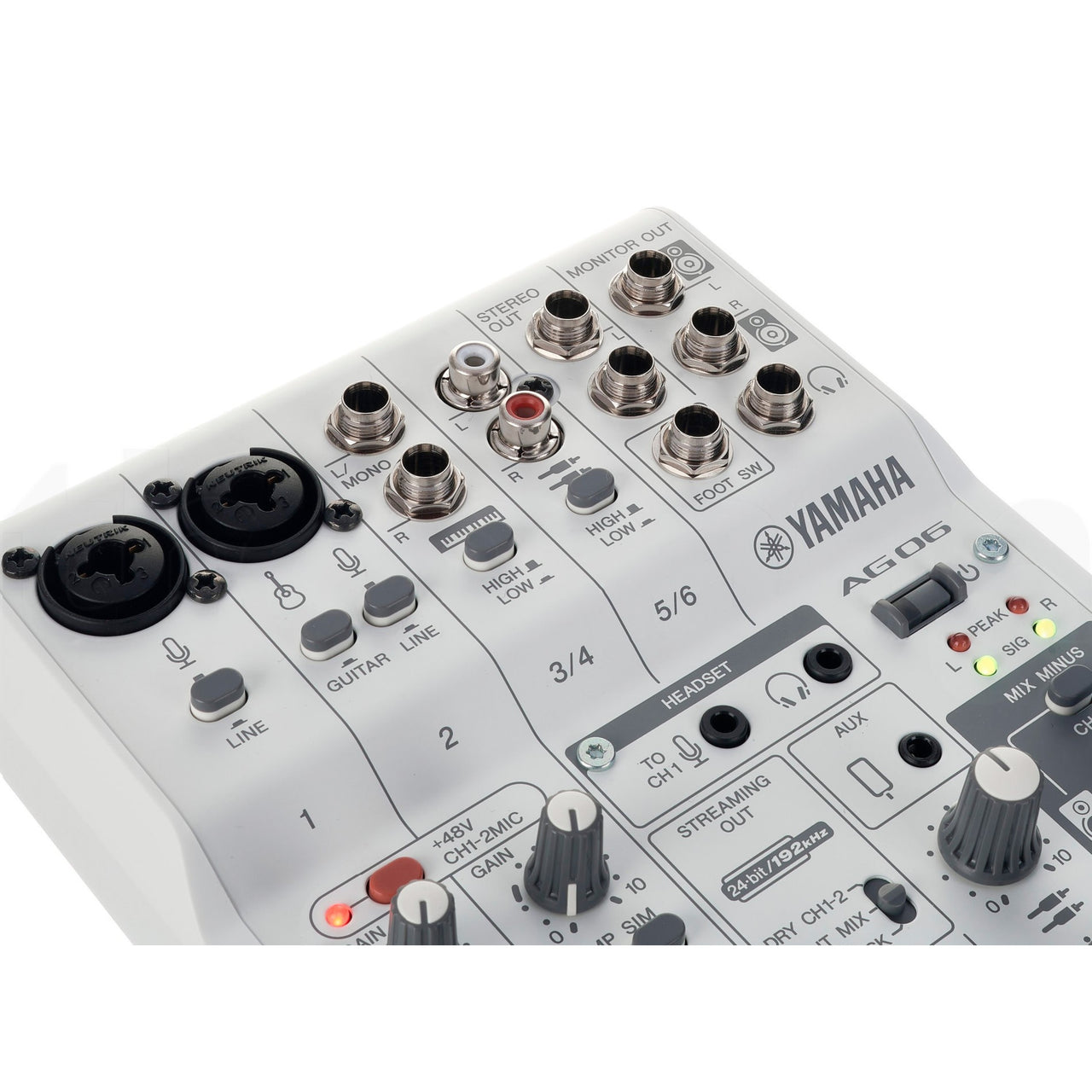 Mezcladora Yamaha 6 Canales Para Live Streaming, Ag06mk2w